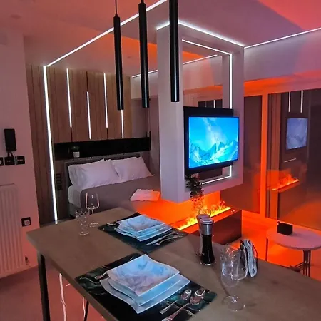 شقة Absolute Suites, Sky View Smart لاريسا