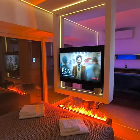 Absolute A1 Sky View Smart Apartman Lárisza