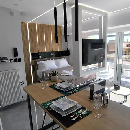 شقة Absolute Suites, Sky View Smart *