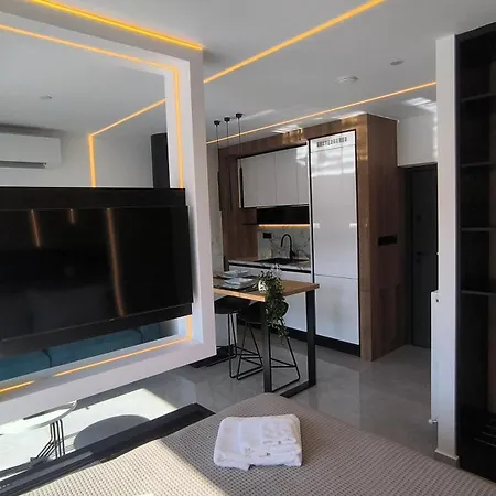 Absolute Suites, Sky View Smart *