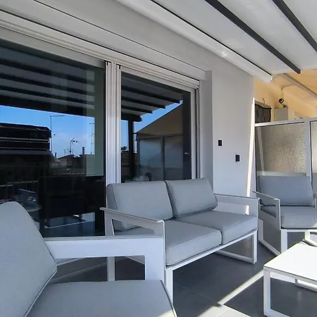 Absolute Suites, Sky View Smart *