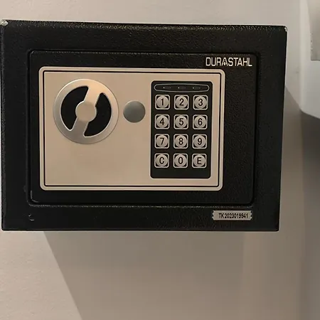 Absolute Suites, Sky View Smart شقة *