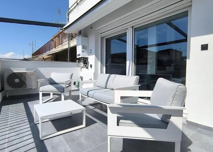 Apartment Absolute Suites, Sky View Smart Larissa